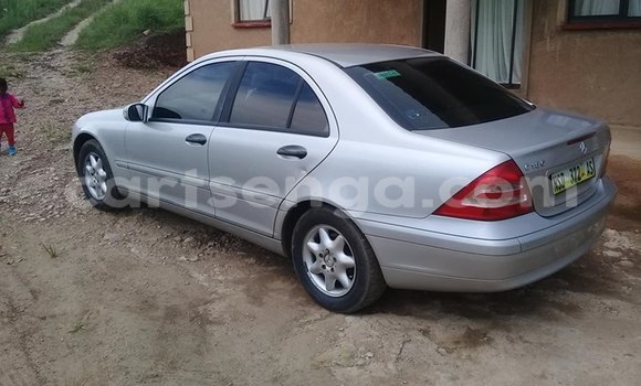 Buy Used Mercedes‒Benz C–Class Silver Car in Ngwenya in Hhohho Buy Used Mercedes‒Benz C–Class Silver Car in Ngwenya in Hhohho
