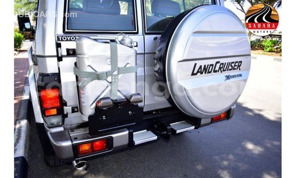 Buy Import Toyota Land Cruiser Other Car in Import - Dubai in Hhohho Buy Import Toyota Land Cruiser Other Car in Import - Dubai in Hhohho