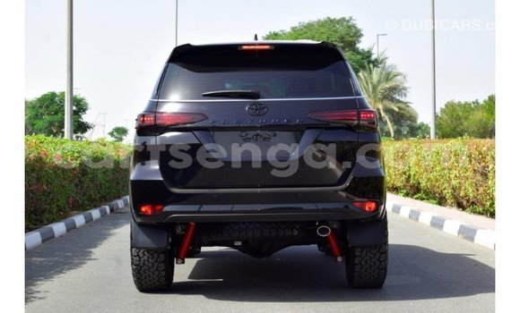 Buy Import Toyota Fortuner Black Car in Import - Dubai in Hhohho Buy Import Toyota Fortuner Black Car in Import - Dubai in Hhohho