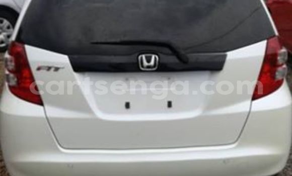 Buy Used Honda FIT White Car in Matsapha in Manzini Buy Used Honda FIT White Car in Matsapha in Manzini