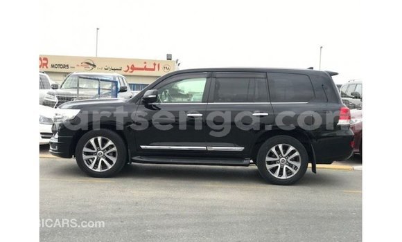 Buy Import Toyota Land Cruiser Black Car in Import - Dubai in Hhohho Buy Import Toyota Land Cruiser Black Car in Import - Dubai in Hhohho
