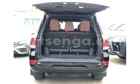 Buy Import Toyota Land Cruiser Black Car in Import - Dubai in Hhohho Buy Import Toyota Land Cruiser Black Car in Import - Dubai in Hhohho