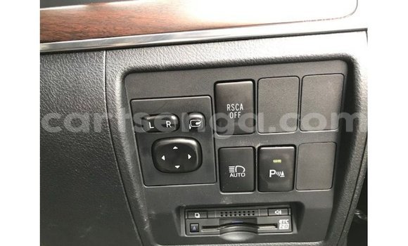 Buy Import Toyota Land Cruiser Black Car in Import - Dubai in Hhohho Buy Import Toyota Land Cruiser Black Car in Import - Dubai in Hhohho