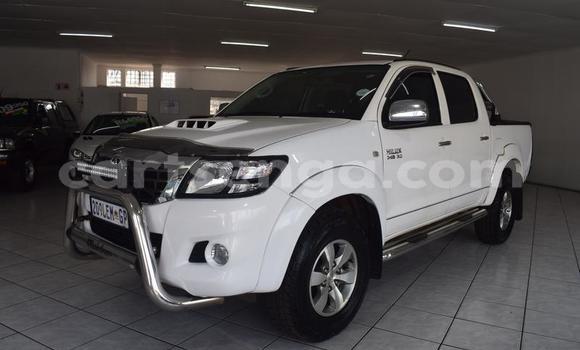 Acheter Occasion Voiture Toyota Hilux Blanc à Manzini, Manzini Acheter Occasion Voiture Toyota Hilux Blanc à Manzini, Manzini