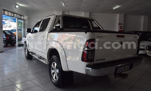 Acheter Occasion Voiture Toyota Hilux Blanc à Manzini, Manzini Acheter Occasion Voiture Toyota Hilux Blanc à Manzini, Manzini