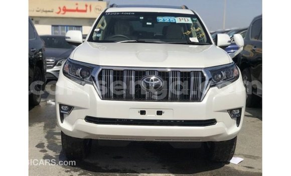 Buy Import Toyota Prado White Car in Import - Dubai in Hhohho Buy Import Toyota Prado White Car in Import - Dubai in Hhohho