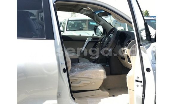 Buy Import Toyota Prado White Car in Import - Dubai in Hhohho Buy Import Toyota Prado White Car in Import - Dubai in Hhohho