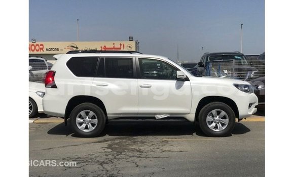 Buy Import Toyota Prado White Car in Import - Dubai in Hhohho Buy Import Toyota Prado White Car in Import - Dubai in Hhohho