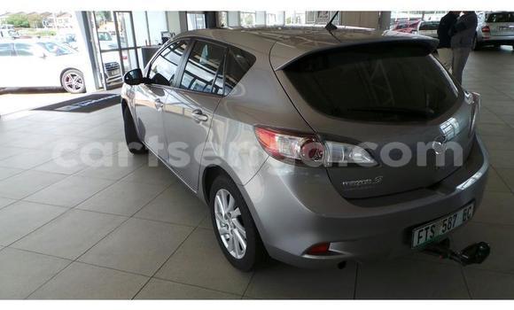 Nunua Ilio tumika Mazda Mazda 3 Silver Gari ndani ya Mbabane nchini Manzini Nunua Ilio tumika Mazda Mazda 3 Silver Gari ndani ya Mbabane nchini Manzini