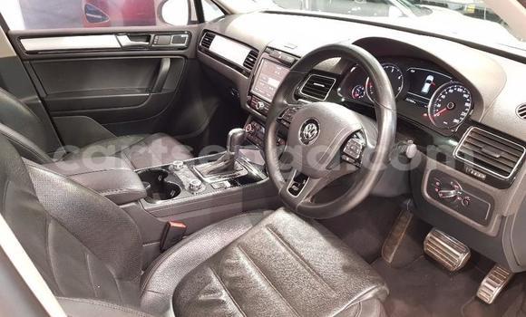 Acheter Occasion Voiture Volkswagen Touareg Blanc à Mbabane, Manzini Acheter Occasion Voiture Volkswagen Touareg Blanc à Mbabane, Manzini