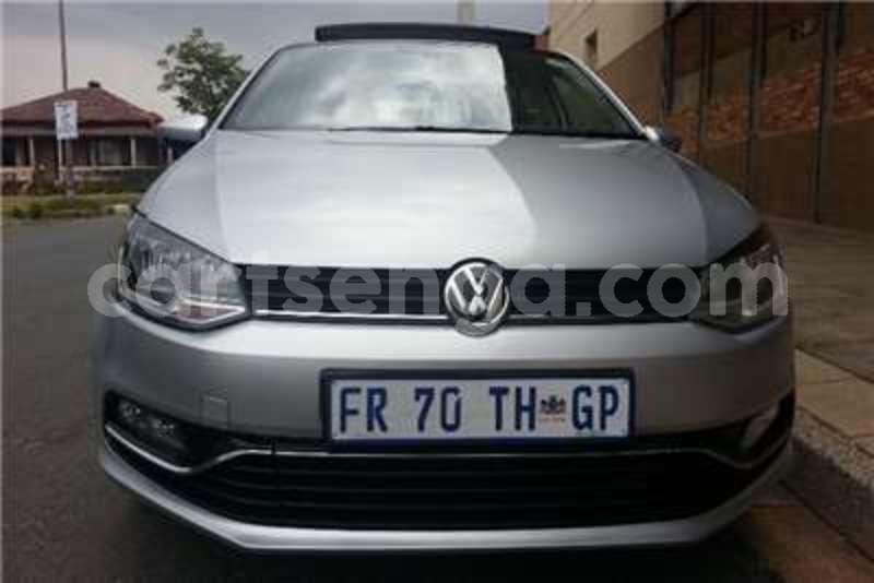Big with watermark vw polo 1 2tsi comfortline 2015 id 42711916 type main