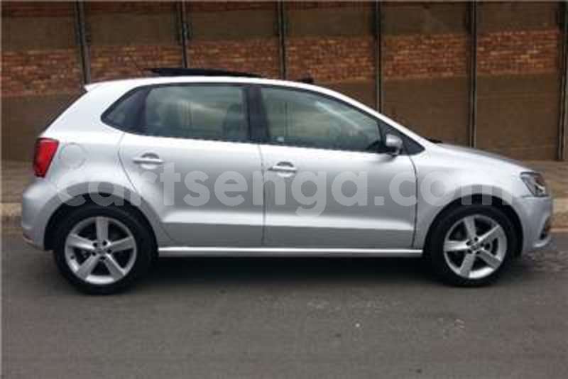 Big with watermark vw polo 1 2tsi comfortline 2015 id 42711912 type main