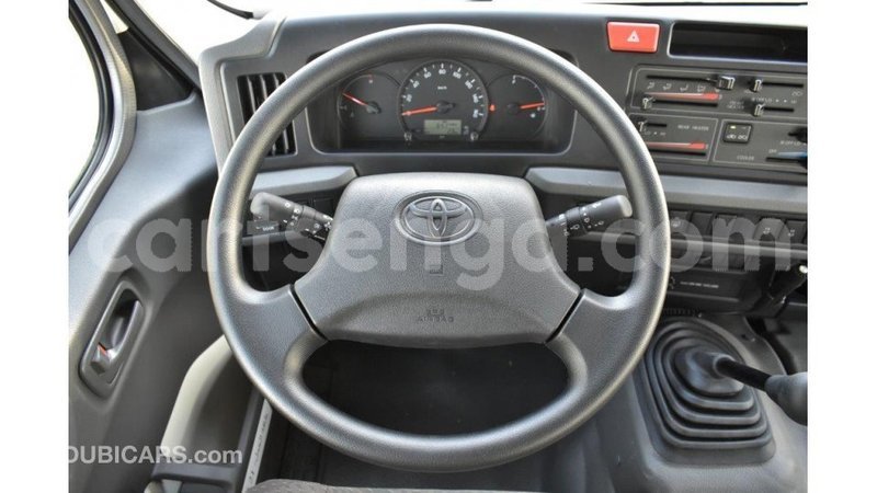 Big with watermark toyota coaster hhohho import dubai 16989