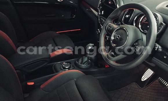 Nunua Ilio tumika MINI Cooper Black Gari ndani ya Mbabane nchini Manzini Nunua Ilio tumika MINI Cooper Black Gari ndani ya Mbabane nchini Manzini