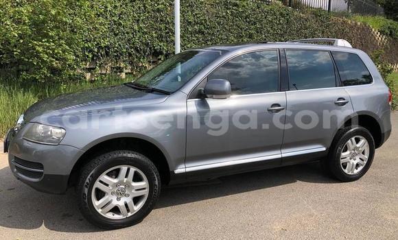 Nunua Ilio tumika Volkswagen Touareg Silver Gari ndani ya Mbabane nchini Manzini Nunua Ilio tumika Volkswagen Touareg Silver Gari ndani ya Mbabane nchini Manzini