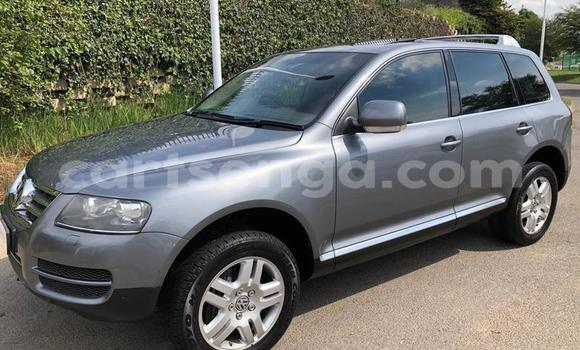Nunua Ilio tumika Volkswagen Touareg Silver Gari ndani ya Mbabane nchini Manzini Nunua Ilio tumika Volkswagen Touareg Silver Gari ndani ya Mbabane nchini Manzini