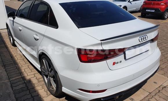 Acheter Occasion Voiture Audi RS3 Blanc à Mbabane, Manzini Acheter Occasion Voiture Audi RS3 Blanc à Mbabane, Manzini