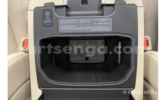 Nunua Imported Toyota Land Cruiser White Gari ndani ya Import - Dubai nchini Hhohho Nunua Imported Toyota Land Cruiser White Gari ndani ya Import - Dubai nchini Hhohho