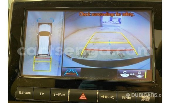 Acheter Import Voiture Toyota Land Cruiser Blanc à Import - Dubai, Hhohho Acheter Import Voiture Toyota Land Cruiser Blanc à Import - Dubai, Hhohho