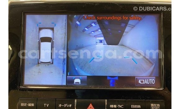 Acheter Import Voiture Toyota Land Cruiser Blanc à Import - Dubai, Hhohho Acheter Import Voiture Toyota Land Cruiser Blanc à Import - Dubai, Hhohho