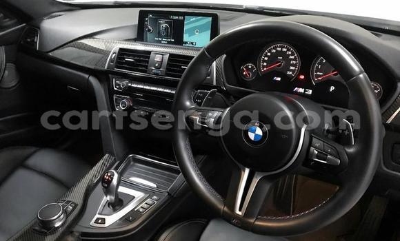 Nunua Ilio tumika BMW M6 White Gari ndani ya Mbabane nchini Manzini Nunua Ilio tumika BMW M6 White Gari ndani ya Mbabane nchini Manzini