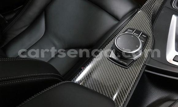 Nunua Ilio tumika BMW M6 White Gari ndani ya Mbabane nchini Manzini Nunua Ilio tumika BMW M6 White Gari ndani ya Mbabane nchini Manzini