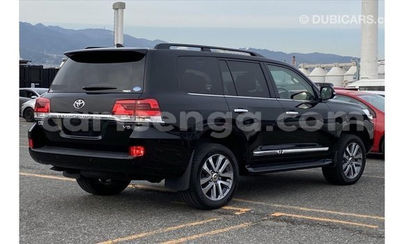 Nunua Imported Toyota Land Cruiser Black Gari ndani ya Import - Dubai nchini Hhohho Nunua Imported Toyota Land Cruiser Black Gari ndani ya Import - Dubai nchini Hhohho