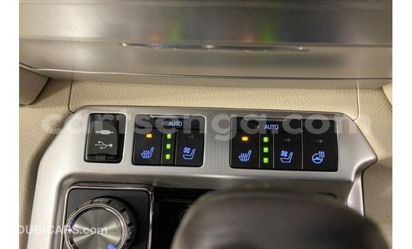 Nunua Imported Toyota Land Cruiser Black Gari ndani ya Import - Dubai nchini Hhohho Nunua Imported Toyota Land Cruiser Black Gari ndani ya Import - Dubai nchini Hhohho