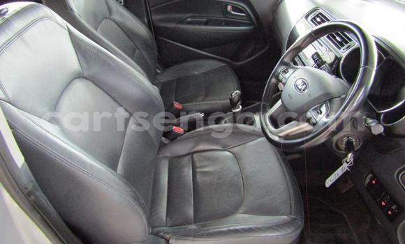 Nunua Ilio tumika Kia Rio Silver Gari ndani ya Mbabane nchini Manzini Nunua Ilio tumika Kia Rio Silver Gari ndani ya Mbabane nchini Manzini