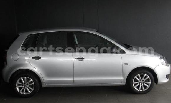 Nunua Ilio tumika Volkswagen Polo Silver Gari ndani ya Mbabane nchini Manzini Nunua Ilio tumika Volkswagen Polo Silver Gari ndani ya Mbabane nchini Manzini