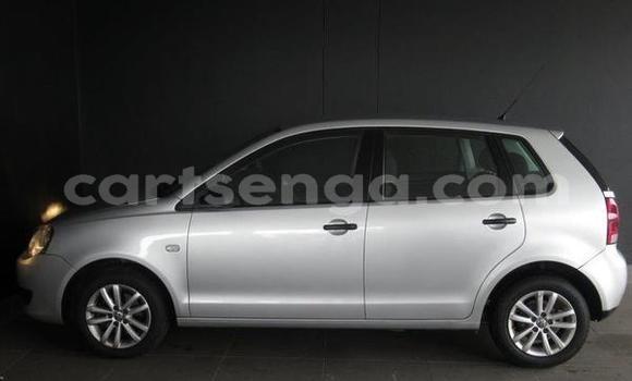 Nunua Ilio tumika Volkswagen Polo Silver Gari ndani ya Mbabane nchini Manzini Nunua Ilio tumika Volkswagen Polo Silver Gari ndani ya Mbabane nchini Manzini