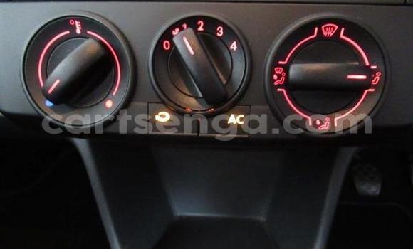 Nunua Ilio tumika Volkswagen Polo Silver Gari ndani ya Mbabane nchini Manzini Nunua Ilio tumika Volkswagen Polo Silver Gari ndani ya Mbabane nchini Manzini