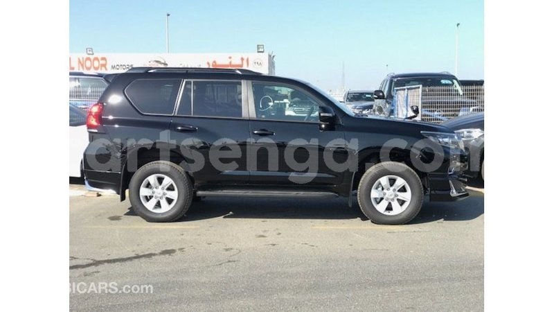 Big with watermark toyota prado hhohho import dubai 17028