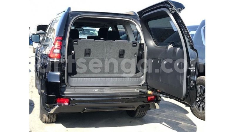 Big with watermark toyota prado hhohho import dubai 17028