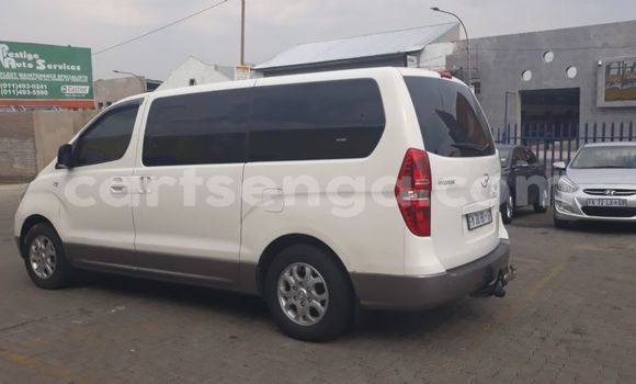 Buy Used Hyundai H1 White Car in Big Bend in Lubombo Buy Used Hyundai H1 White Car in Big Bend in Lubombo