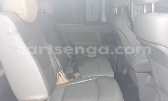 Buy Used Hyundai H1 White Car in Big Bend in Lubombo Buy Used Hyundai H1 White Car in Big Bend in Lubombo