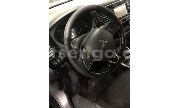 Nunua Imported Mitsubishi Outlander Black Gari ndani ya Import - Dubai nchini Hhohho Nunua Imported Mitsubishi Outlander Black Gari ndani ya Import - Dubai nchini Hhohho