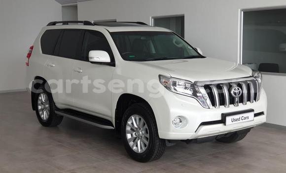 Acheter Occasion Voiture Toyota Land Cruiser Prado Blanc à Mbabane, Manzini Acheter Occasion Voiture Toyota Land Cruiser Prado Blanc à Mbabane, Manzini