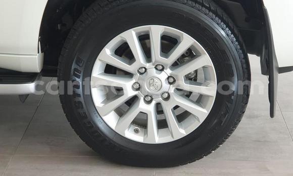 Acheter Occasion Voiture Toyota Land Cruiser Prado Blanc à Mbabane, Manzini Acheter Occasion Voiture Toyota Land Cruiser Prado Blanc à Mbabane, Manzini