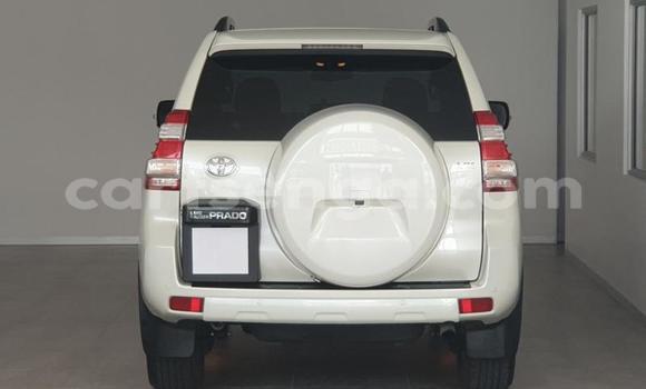 Acheter Occasion Voiture Toyota Land Cruiser Prado Blanc à Mbabane, Manzini Acheter Occasion Voiture Toyota Land Cruiser Prado Blanc à Mbabane, Manzini