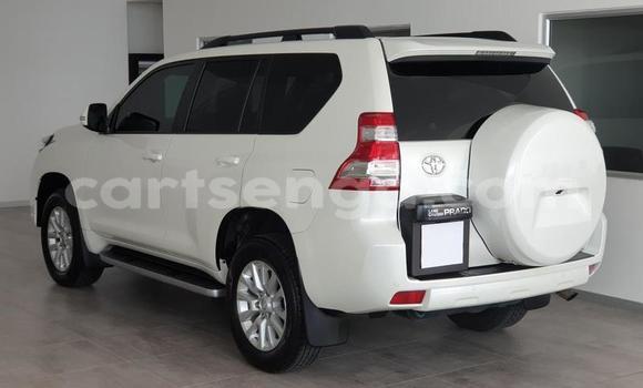 Acheter Occasion Voiture Toyota Land Cruiser Prado Blanc à Mbabane, Manzini Acheter Occasion Voiture Toyota Land Cruiser Prado Blanc à Mbabane, Manzini