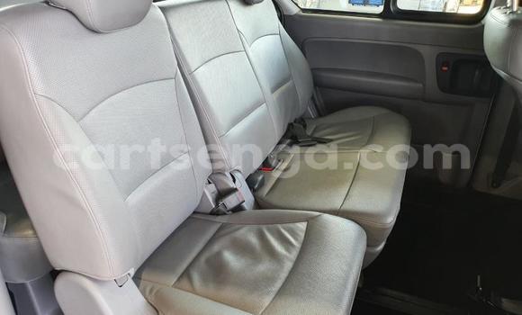 Nunua Ilio tumika Hyundai H1 White Gari ndani ya Manzini nchini Manzini Nunua Ilio tumika Hyundai H1 White Gari ndani ya Manzini nchini Manzini