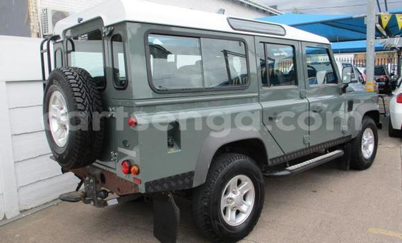 Nunua Ilio tumika Land Rover Defender Green Gari ndani ya Mbabane nchini Manzini Nunua Ilio tumika Land Rover Defender Green Gari ndani ya Mbabane nchini Manzini