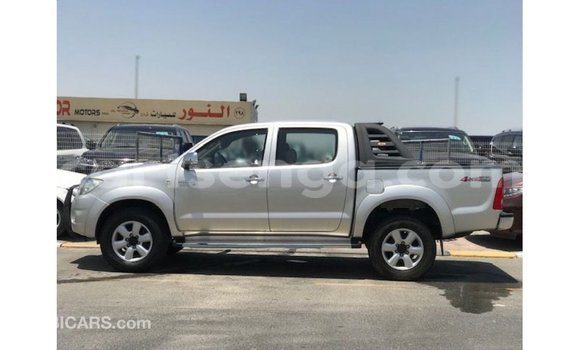 Acheter Import Voiture Toyota Hilux Autre à Import - Dubai, Hhohho Acheter Import Voiture Toyota Hilux Autre à Import - Dubai, Hhohho