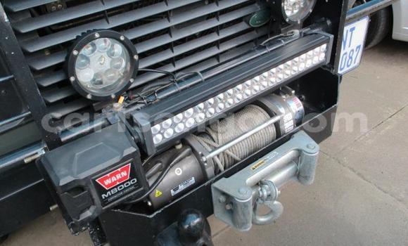 Nunua Ilio tumika Land Rover Defender Green Gari ndani ya Mbabane nchini Manzini Nunua Ilio tumika Land Rover Defender Green Gari ndani ya Mbabane nchini Manzini