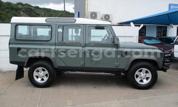 Nunua Ilio tumika Land Rover Defender Green Gari ndani ya Mbabane nchini Manzini Nunua Ilio tumika Land Rover Defender Green Gari ndani ya Mbabane nchini Manzini