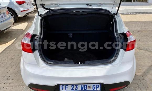 Acheter Occasion Voiture Kia Rio Blanc à Manzini, Manzini Acheter Occasion Voiture Kia Rio Blanc à Manzini, Manzini