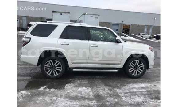 Buy Import Toyota 4Runner White Car in Import - Dubai in Hhohho Buy Import Toyota 4Runner White Car in Import - Dubai in Hhohho