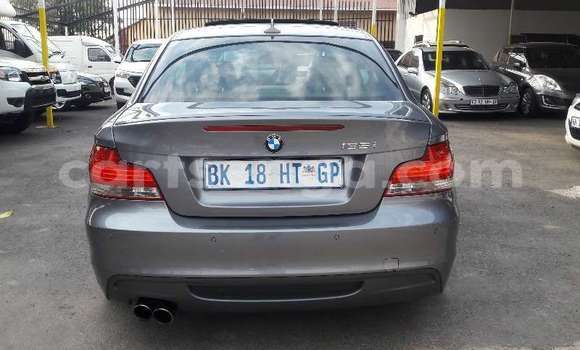 Nunua Ilio tumika BMW 1–Series Silver Gari ndani ya Mbabane nchini Manzini Nunua Ilio tumika BMW 1–Series Silver Gari ndani ya Mbabane nchini Manzini