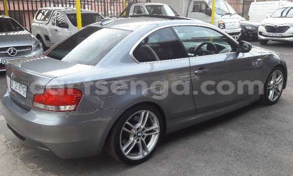 Nunua Ilio tumika BMW 1–Series Silver Gari ndani ya Mbabane nchini Manzini Nunua Ilio tumika BMW 1–Series Silver Gari ndani ya Mbabane nchini Manzini